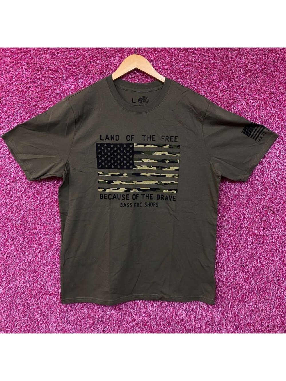 Bass Pro Shops Land of the Free Graphic T-Shirt Large